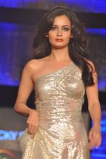 Dia Mirza at Blenders Pride Fashion Tour 2011 Day 2 on 24th Sept 2011 (120).jpg